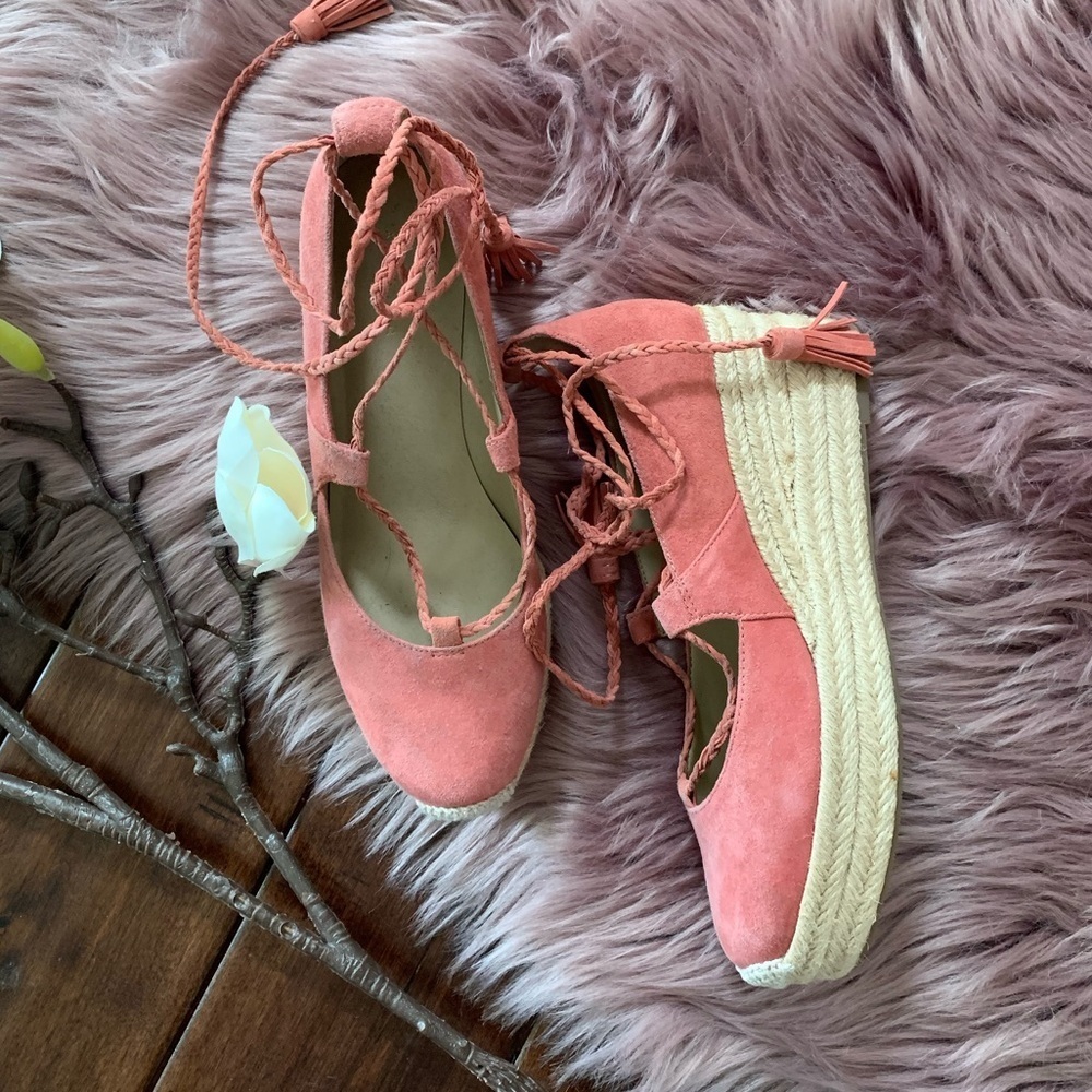 ANN TAYLOR▪️Coral Seude Esparadrilles Wedge.